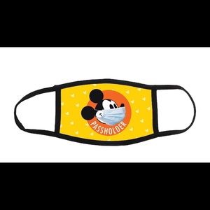 Disney Annual Passholder Adult Face Mask